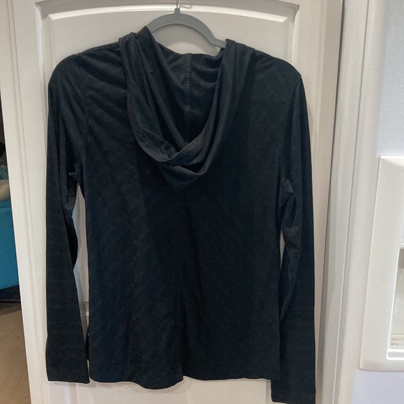 Mountain Hardwear Black hoodie size M - Picture 3 of 3